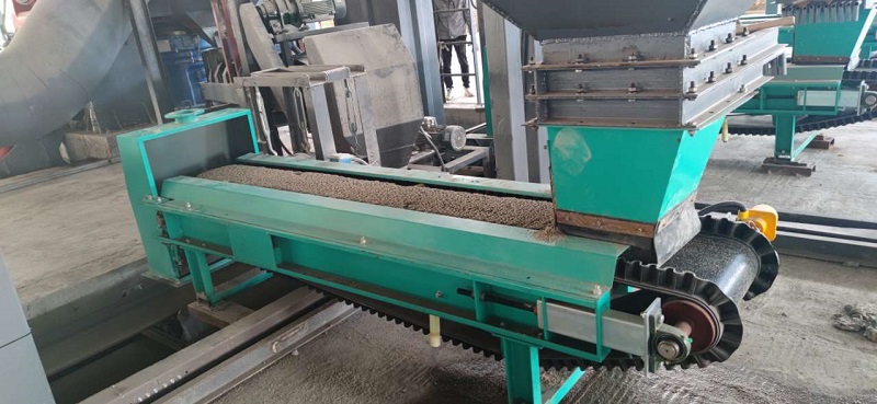 带式称重给料机：实现自动化高精度配料，减少物料配比波动